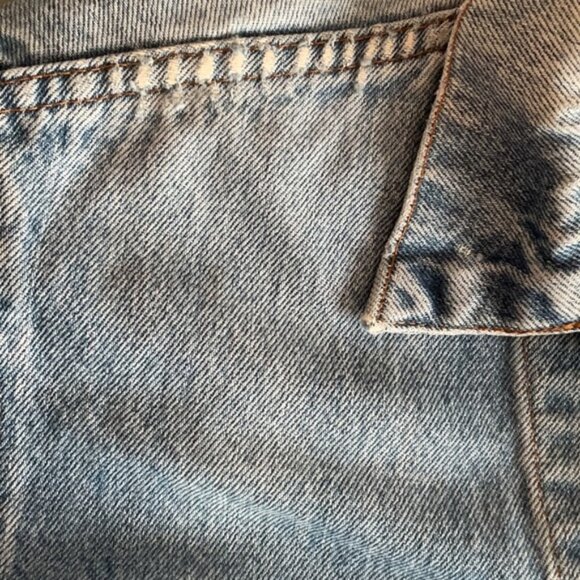 ⭐️Levi's Vintage 1990's Jean Jacket - Picture 7 of 12